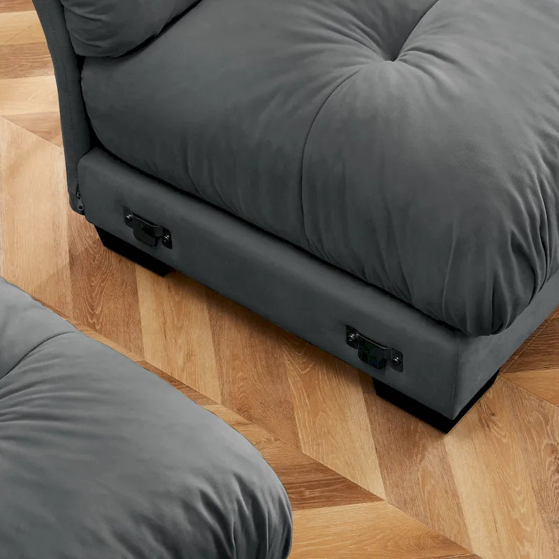 Modulares Ecksofa mit 2 Hockern, bezogen mit Samtstoff