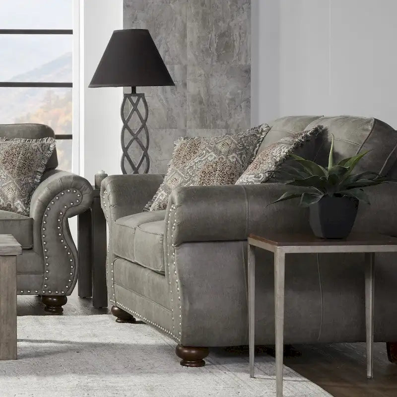 Zweisitzersofa in Steingrau mit Kunstlederbezug und Ziernägeln