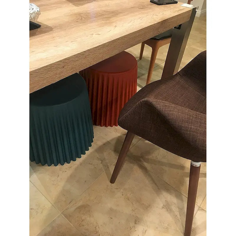 Stapelbare moderne Stühle für Esszimmer und Restaurant, Beistelltisch, Cupcake, für Wohnzimmer, Pausenraum, Schminktisch, Schlafzimmer oder Büro, ohne Rückenlehne