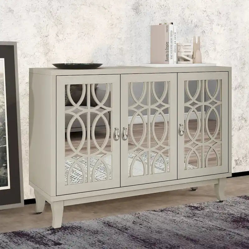 Modernes, elegantes Sideboard aus Holz mit drei Spiegelschranktüren
