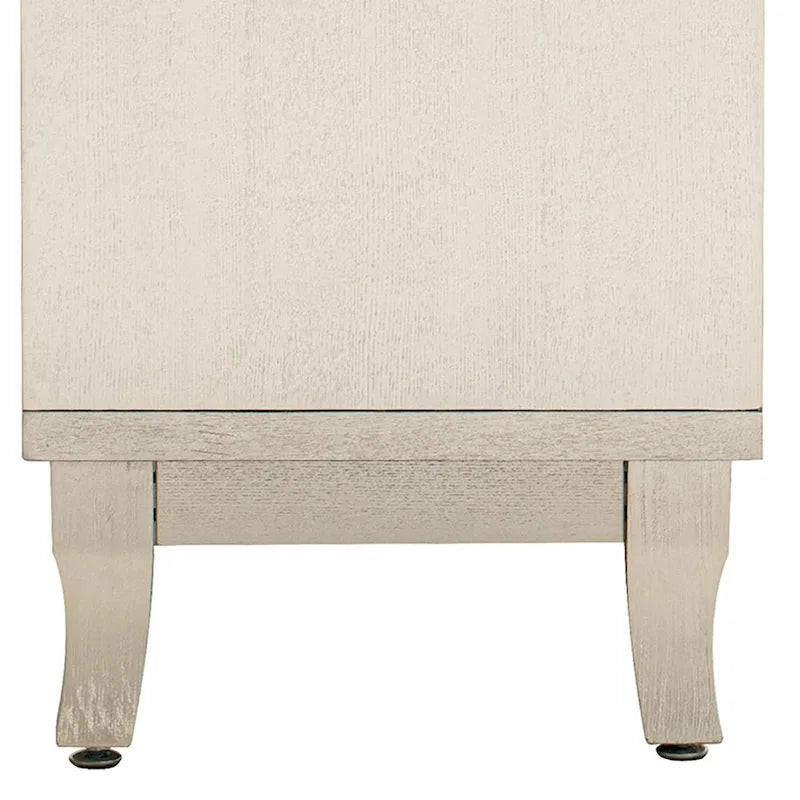 Modernes, elegantes Sideboard aus Holz mit drei Spiegelschranktüren
